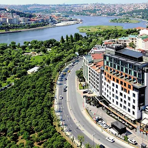 Mövenpick Golden Horn Hotel Istanboel