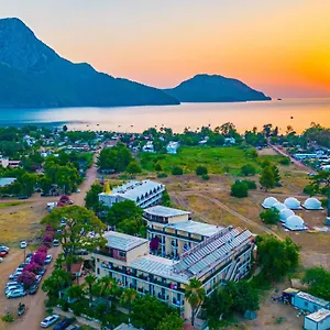 4* Otel Adrasan Beach Club