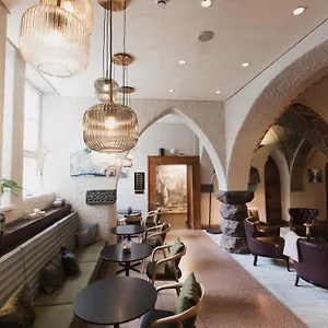 glo-hotel-art.tophotelshelsinki.com/